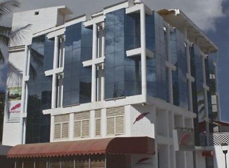 Shilton Suites Bangalore Dış mekan fotoğraf