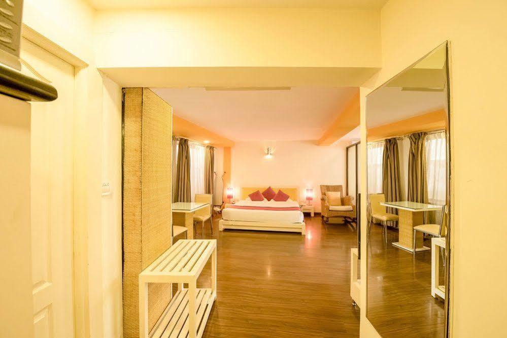 Shilton Suites Bangalore Dış mekan fotoğraf